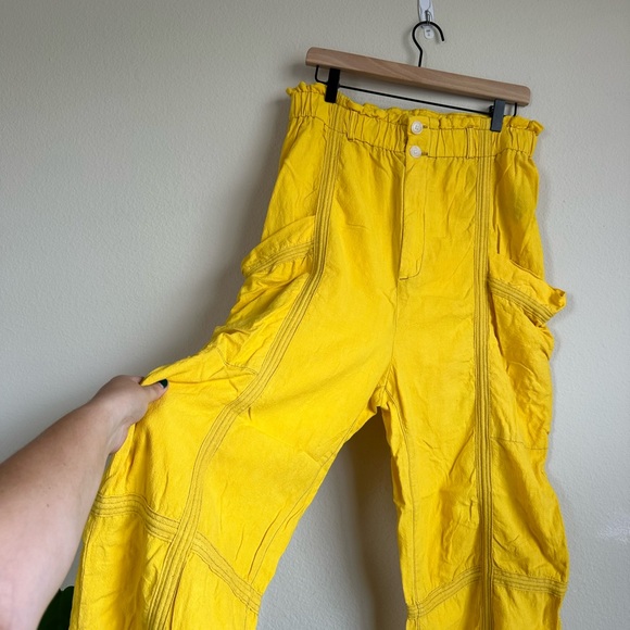 Urban Outfitters Linen Yellow High Rise Cargo Joggers - Picture 7 of 10